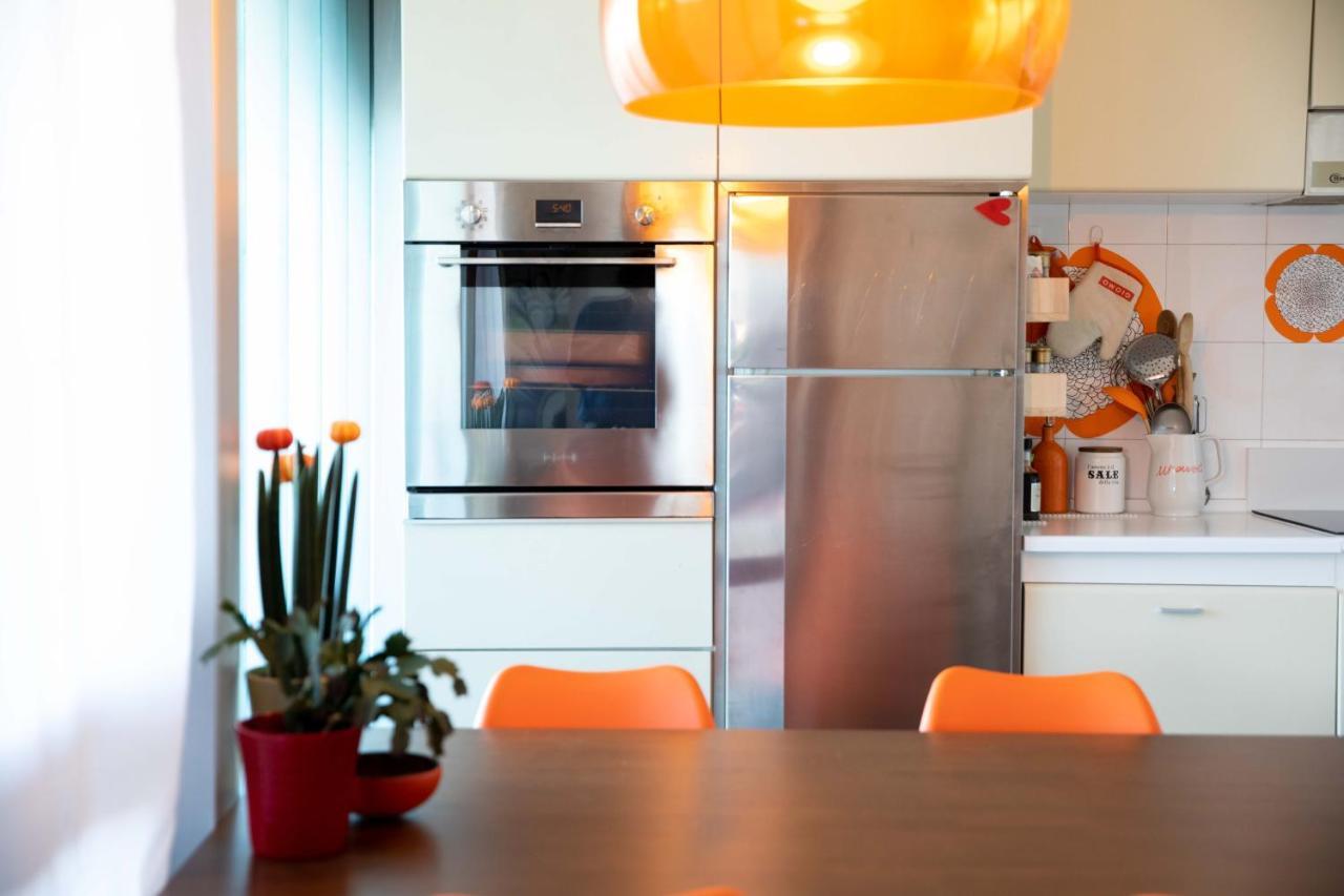 Sound Of Colors - Art Design Apartment Desenzano del Garda Esterno foto